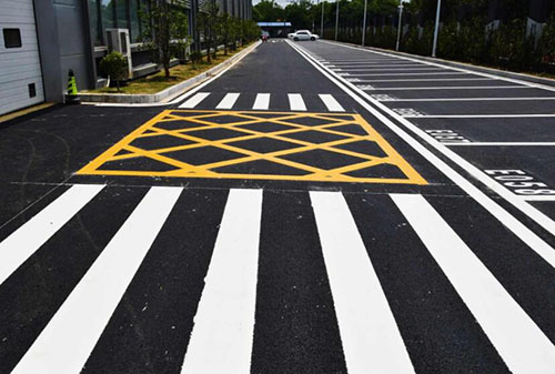 蘇州工廠要怎樣施工劃線,停車位要怎樣劃線? 道路劃線,車位劃線,停車位劃線