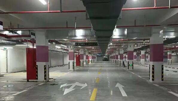 蘇州道路劃線分析，環氧地坪施工時地面油漬污垢解決的方法？