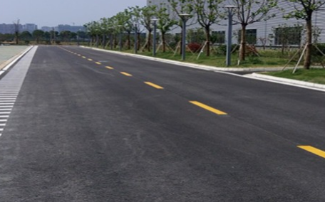 蘇州馬路劃線找什么公司？飛揚(yáng)市政為您量身定制專(zhuān)業(yè)服務(wù)